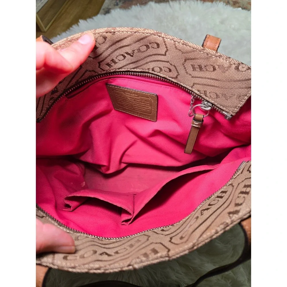 Coach Gallery Optic Print Pink Stripe Tote Bag Purse Handbag